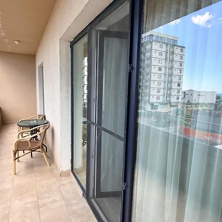 Tanya Mamaia-sat Appartement Constanţa