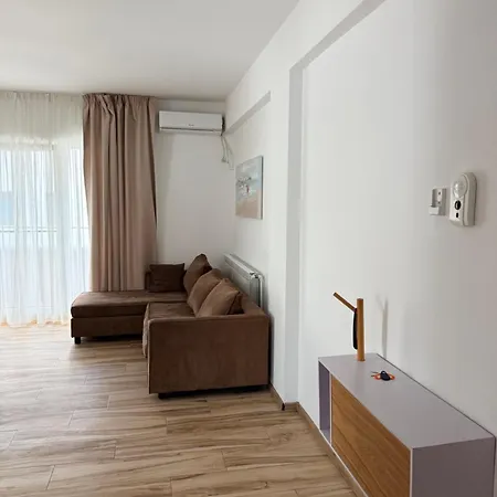 Tanya Mamaia-sat Appartement Constanţa